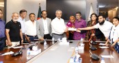 নিহত ৩ শ্রমিক পরিবারকে ৫ লাখ টাকা করে দিল বিজিএমইএ
