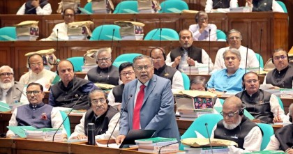 ‘স্মার্ট বাংলাদেশের স্বপ্নযাত্রা’য় ১১.৫৬% ব্যয় বাড়িয়ে নতুন বাজেট